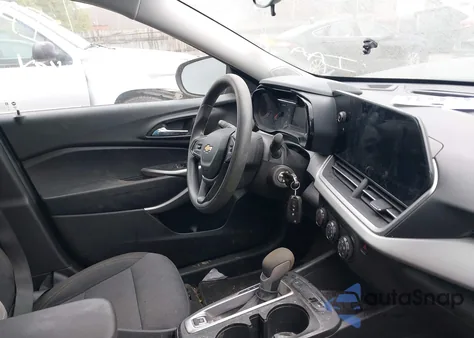 2024 Chevrolet Trax Fwd Sp из США, поврежденный, VIN KL77LFE27RC096138